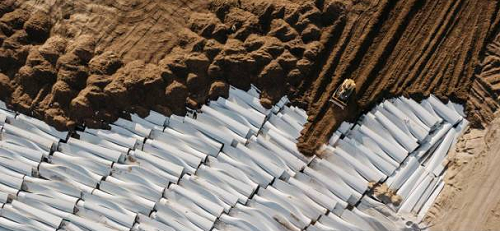 The Wind Turbine Blade Crisis